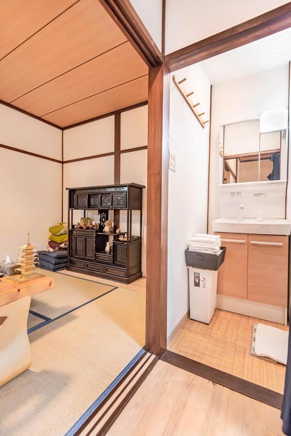 桜の宿赤金three Two Toilets วันหยุดที่บ้าน *