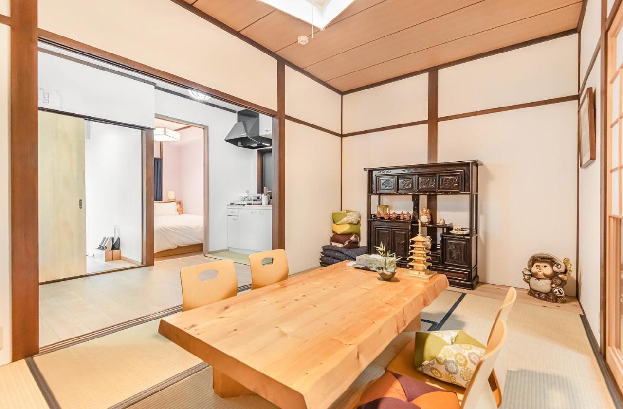 桜の宿赤金three Two Toilets Ferienhaus *